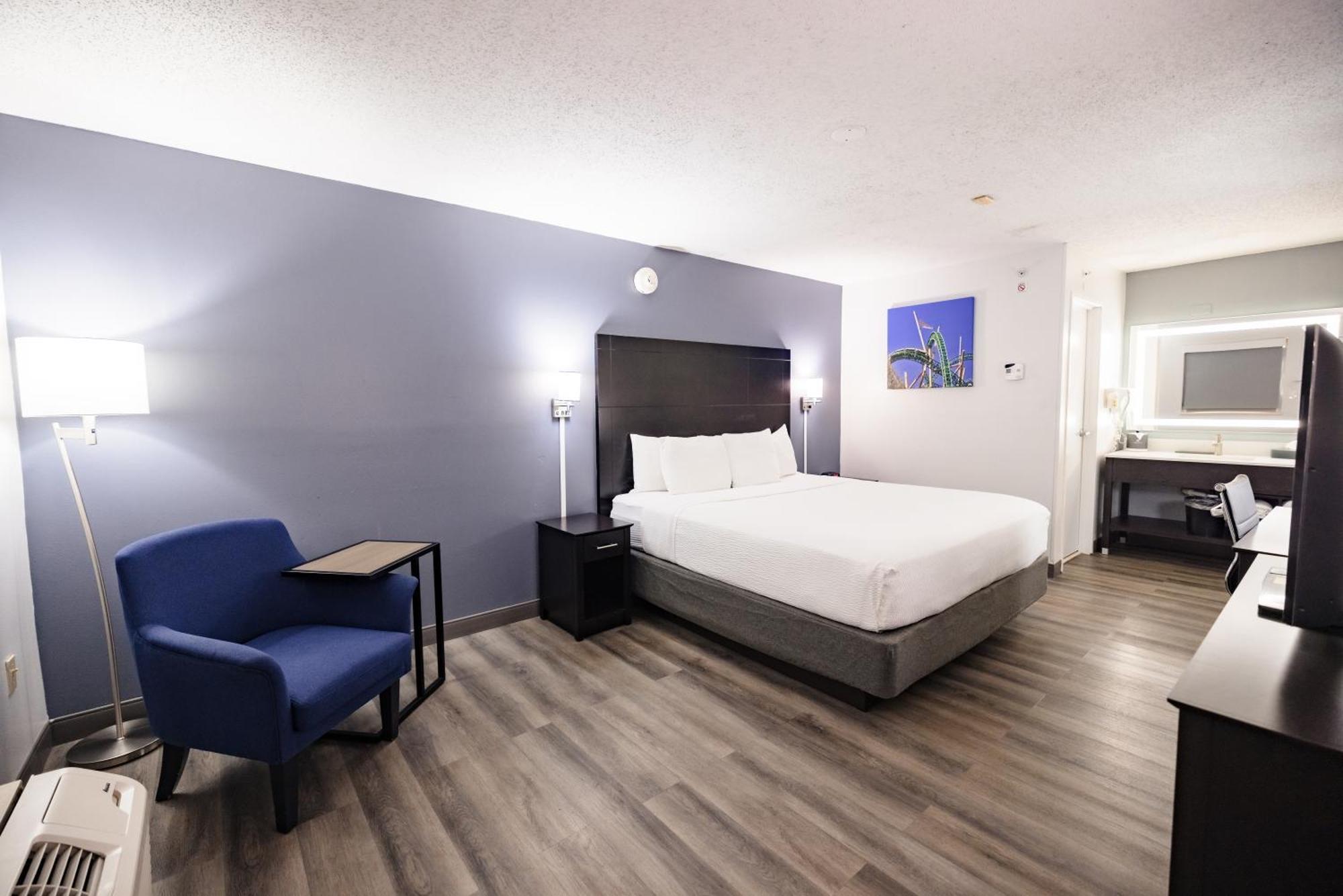 La Quinta Inn By Wyndham Tampa Near Busch Gardens Extérieur photo